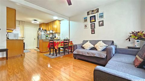 Photo of 98-1395 Hinu Place #98, Pearl City, HI 96782 (MLS # 202523488)