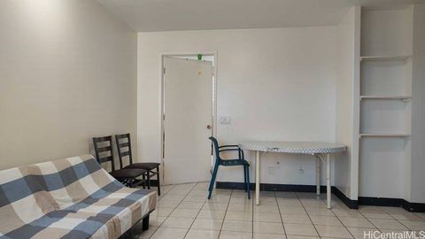 1325 N School Street C323 Honolulu HI 96817