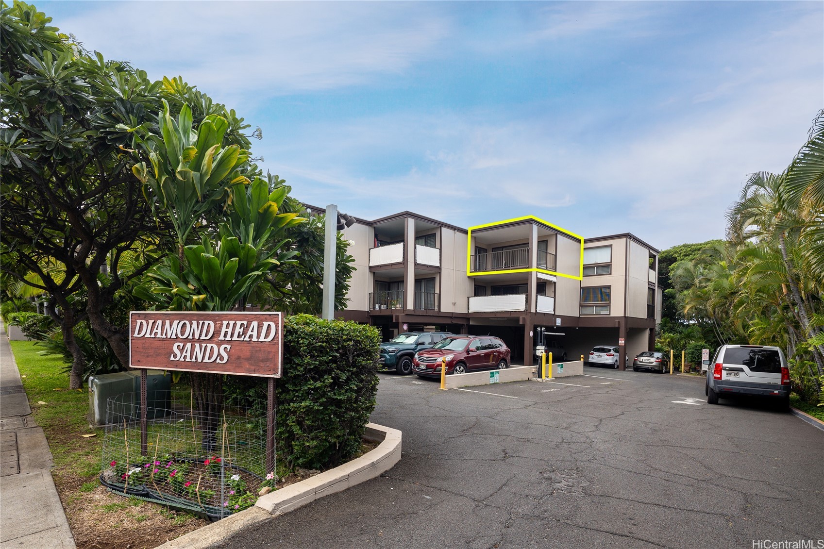 3721 Kanaina Avenue 305