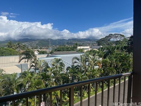 3721 Kanaina Avenue 305 Honolulu HI 96815