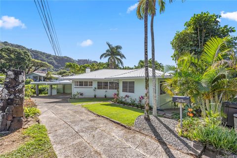 19 Hinalo Place Honolulu HI 96817