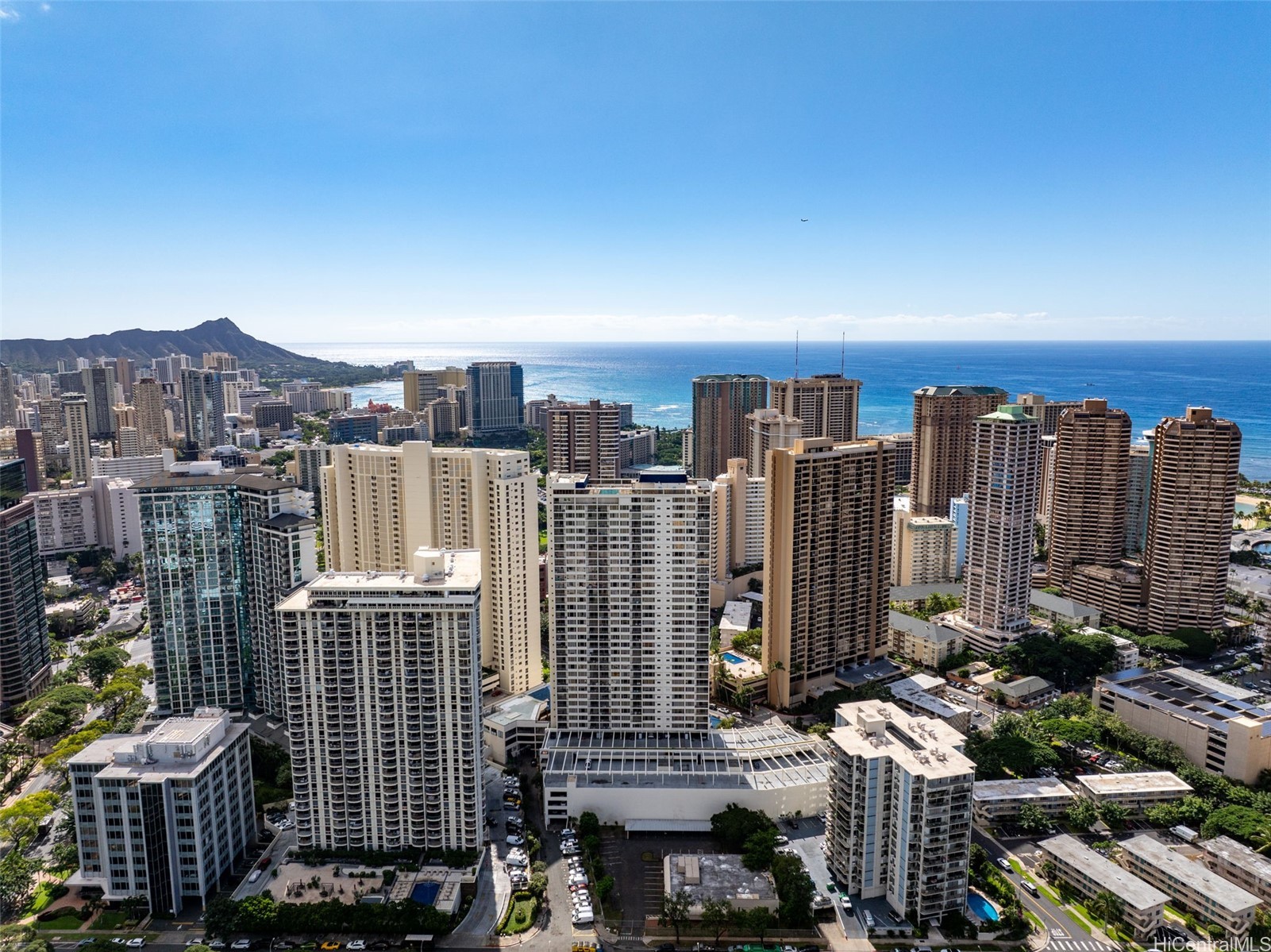 400 Hobron Lane 2211