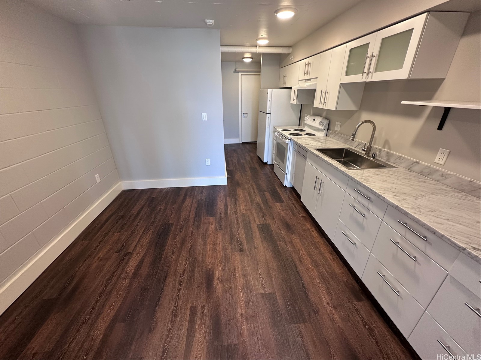 803 Waimanu Street 423