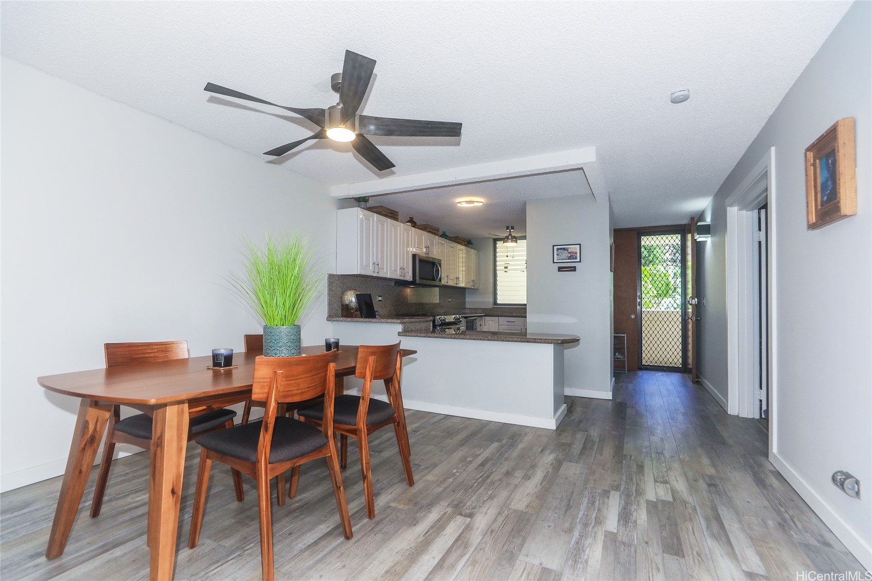 501 Hahaione Street 1-5H