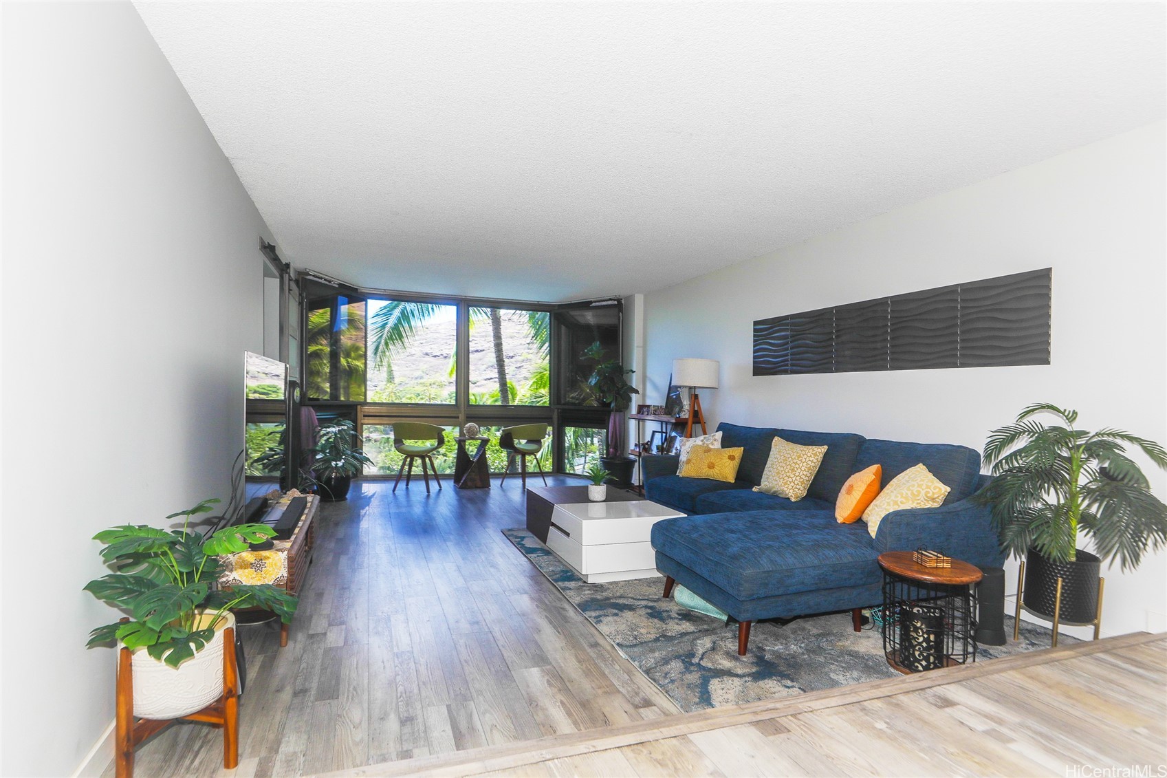501 Hahaione Street 1-5H