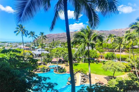 501 Hahaione Street 1-5H Honolulu HI 96825