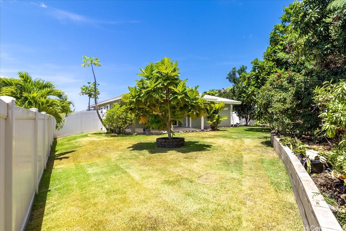 Makaha Oceanview Estates Home Residence