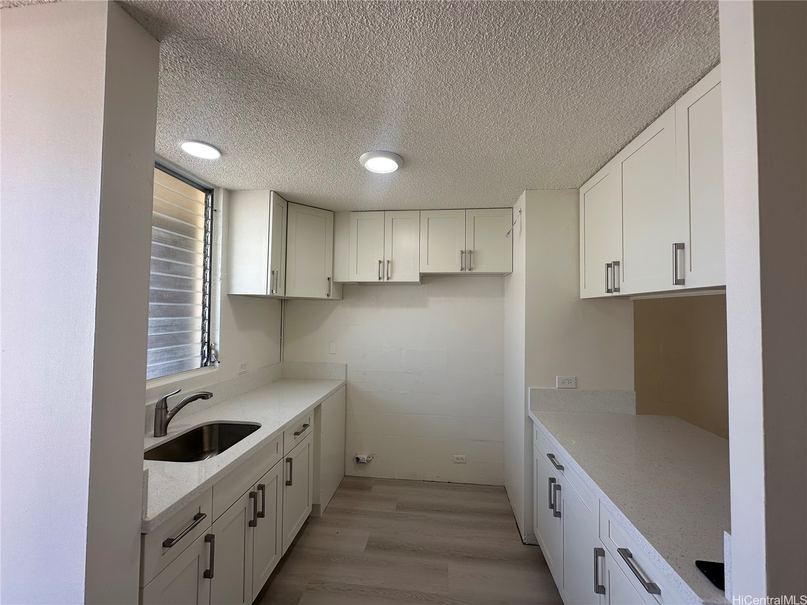 1323 Makiki Street 307A