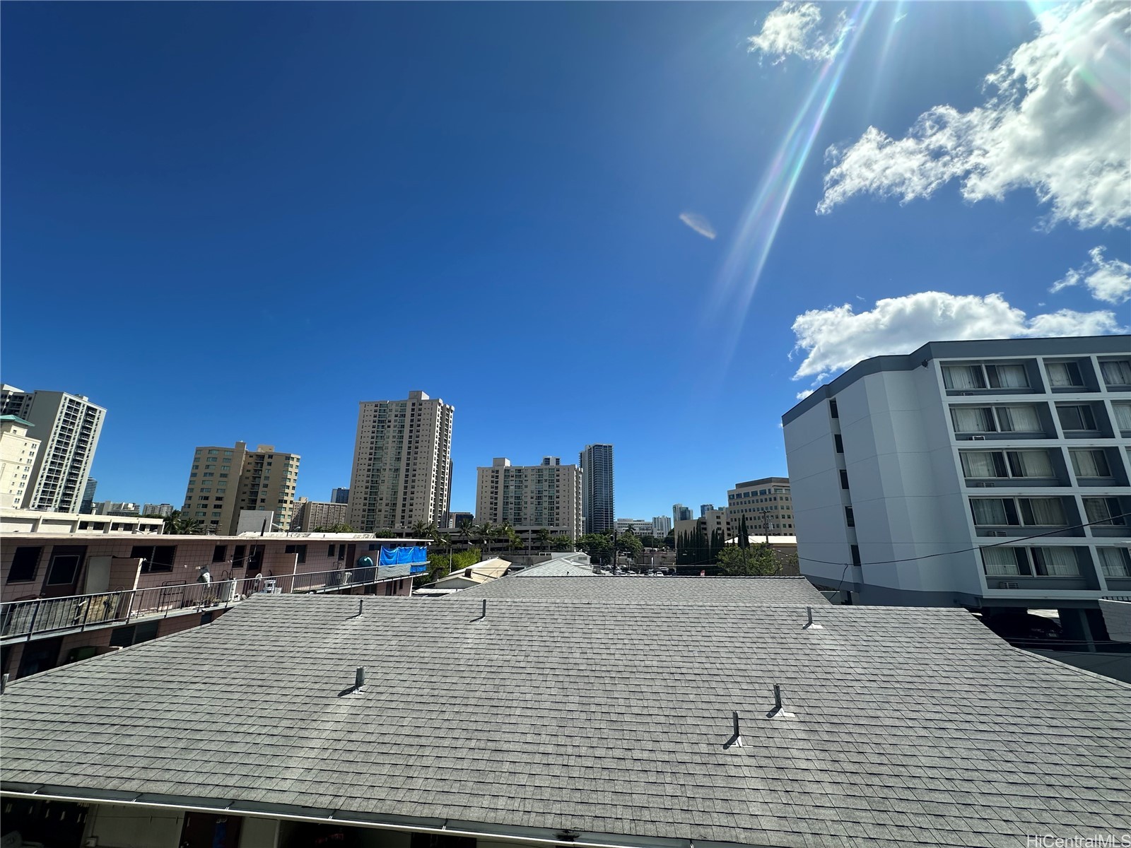 1323 Makiki Street 307A