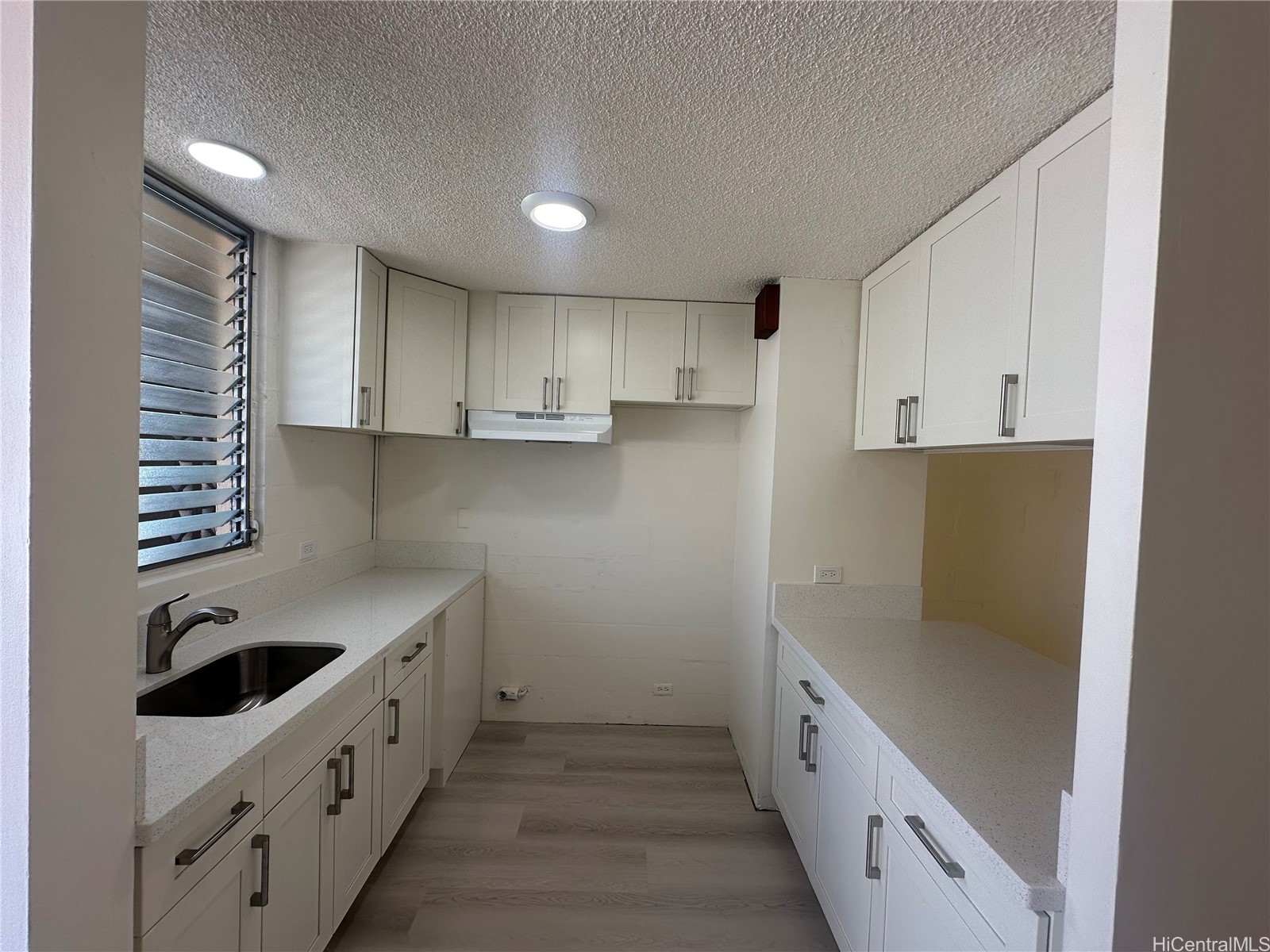 1323 Makiki Street 307A