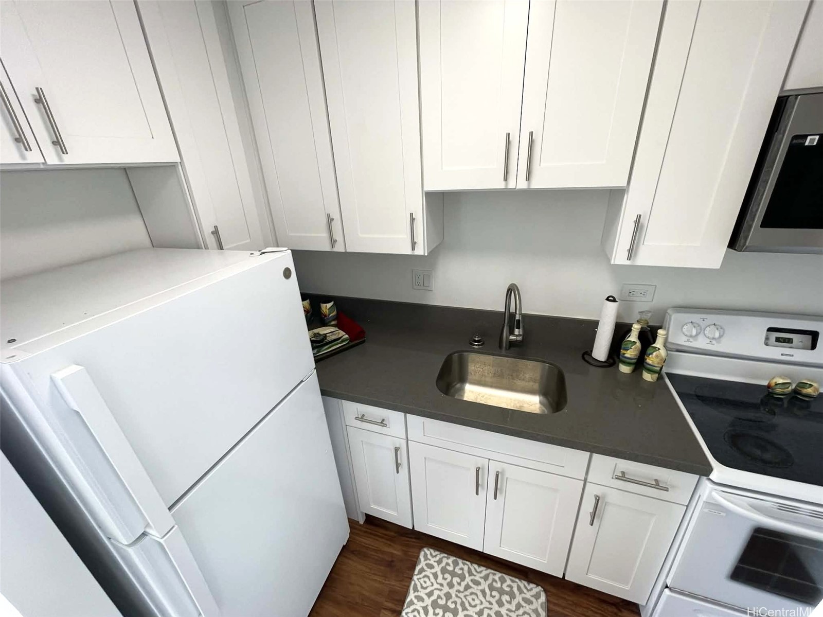 1560 Thurston Avenue 1201