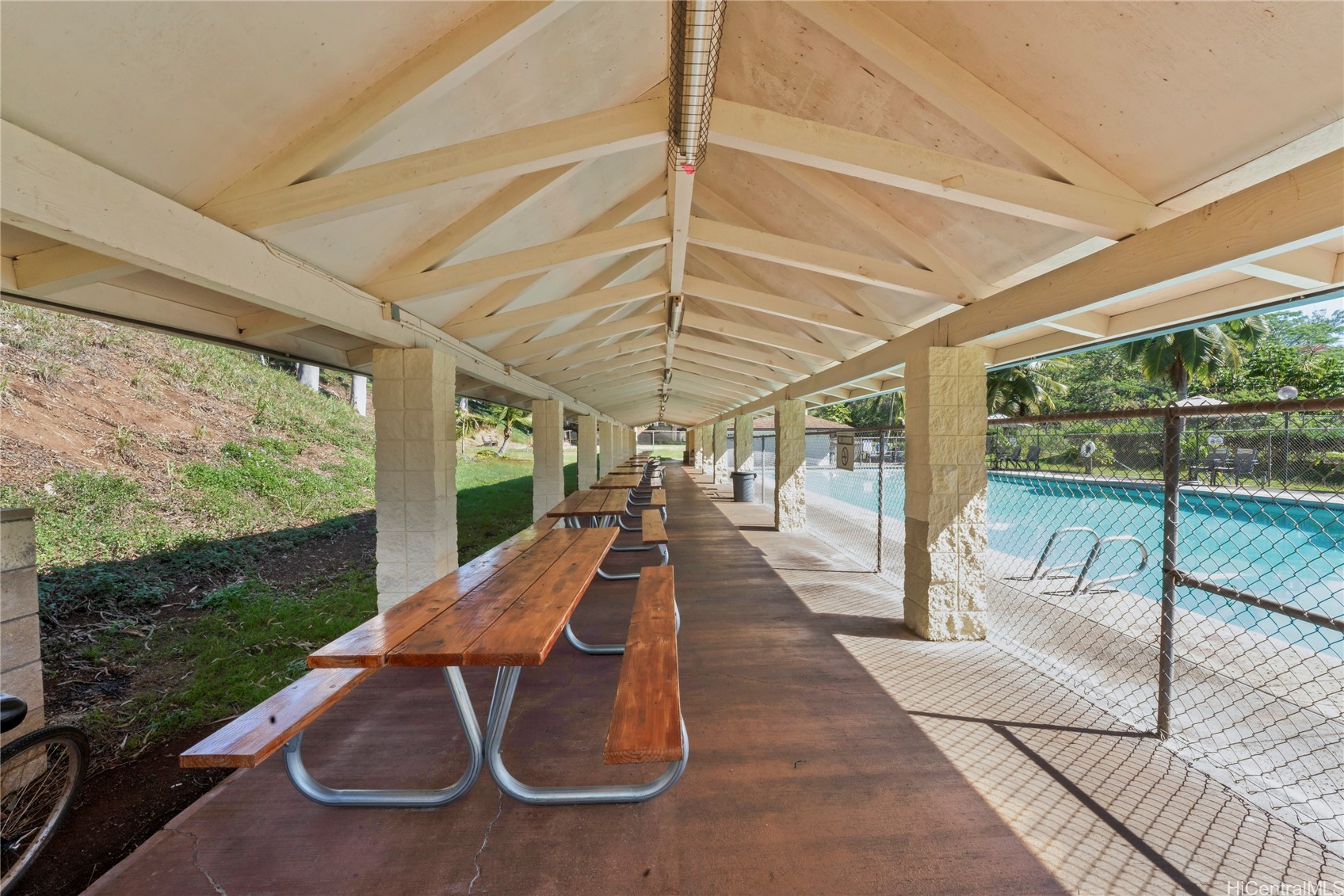 Northbrook-melemanu Condominium