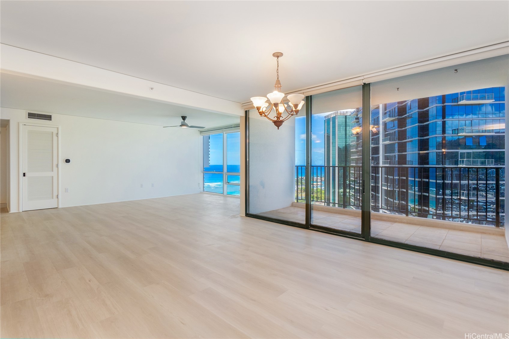 88 Piikoi Street 3501/3502