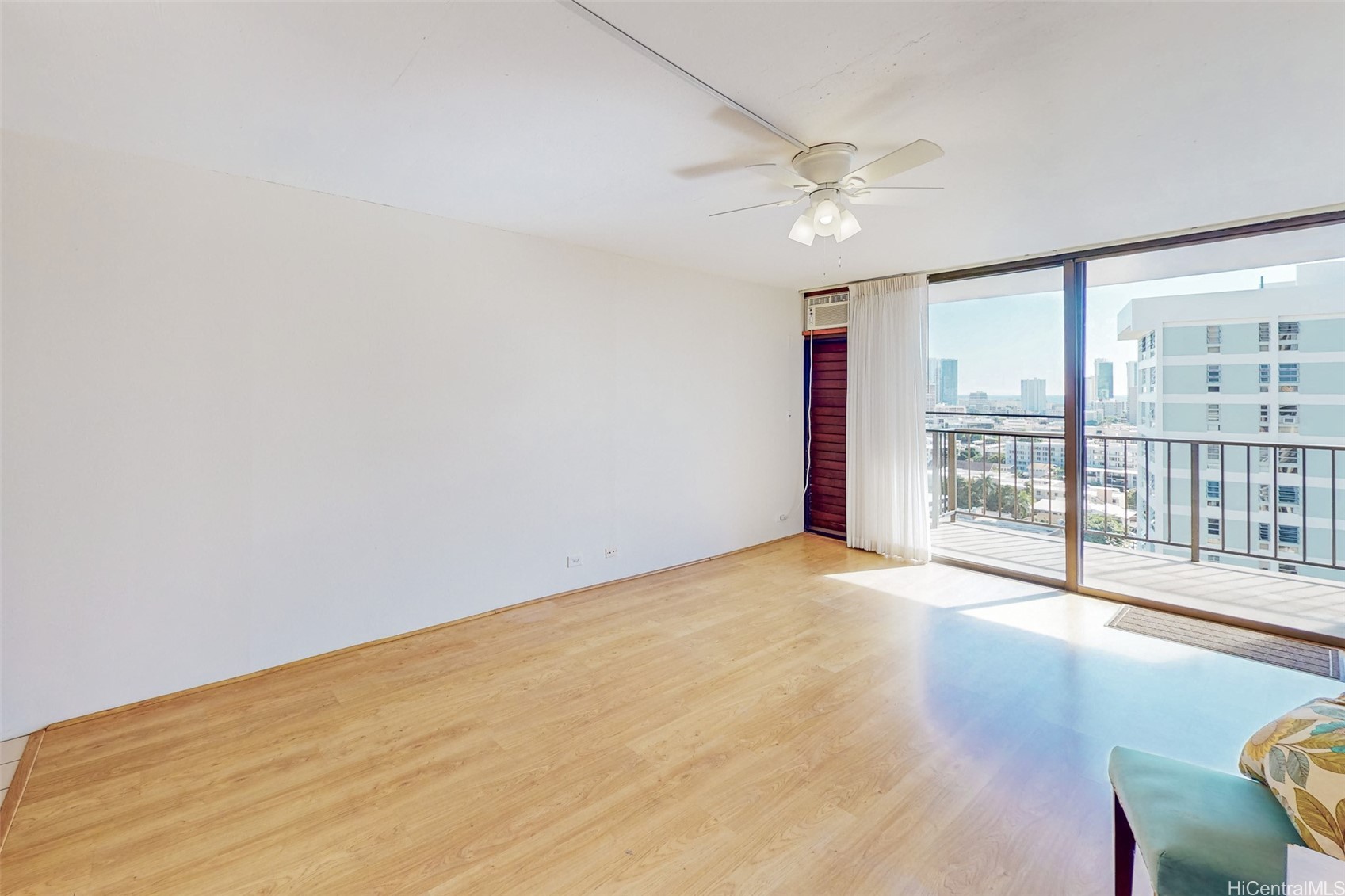 1630 Liholiho Street 1203