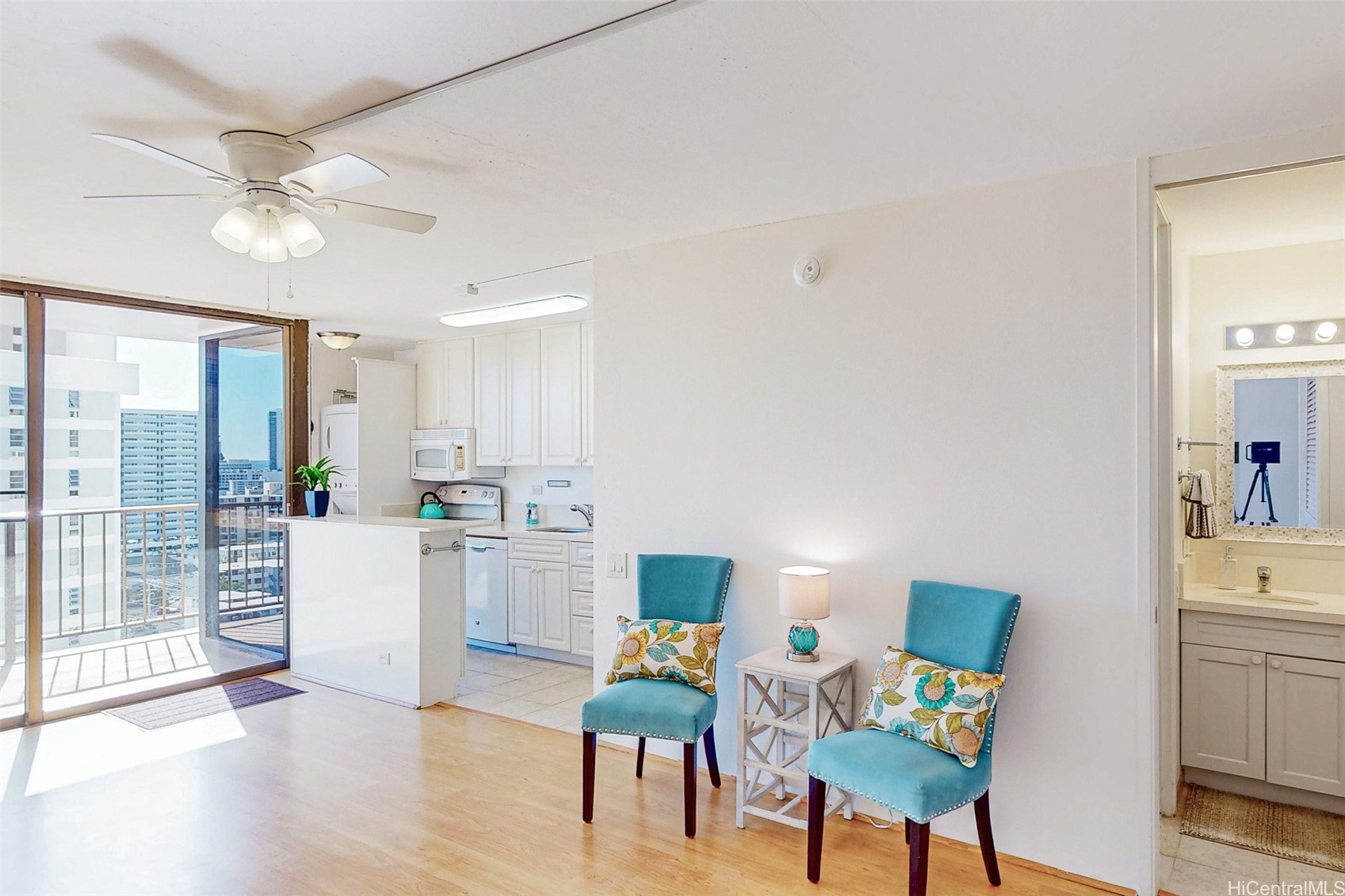 1630 Liholiho Street 1203