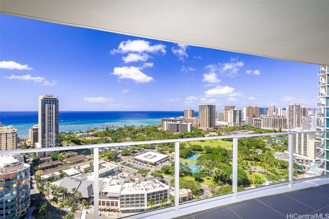 2139 Kuhio Avenue 3106