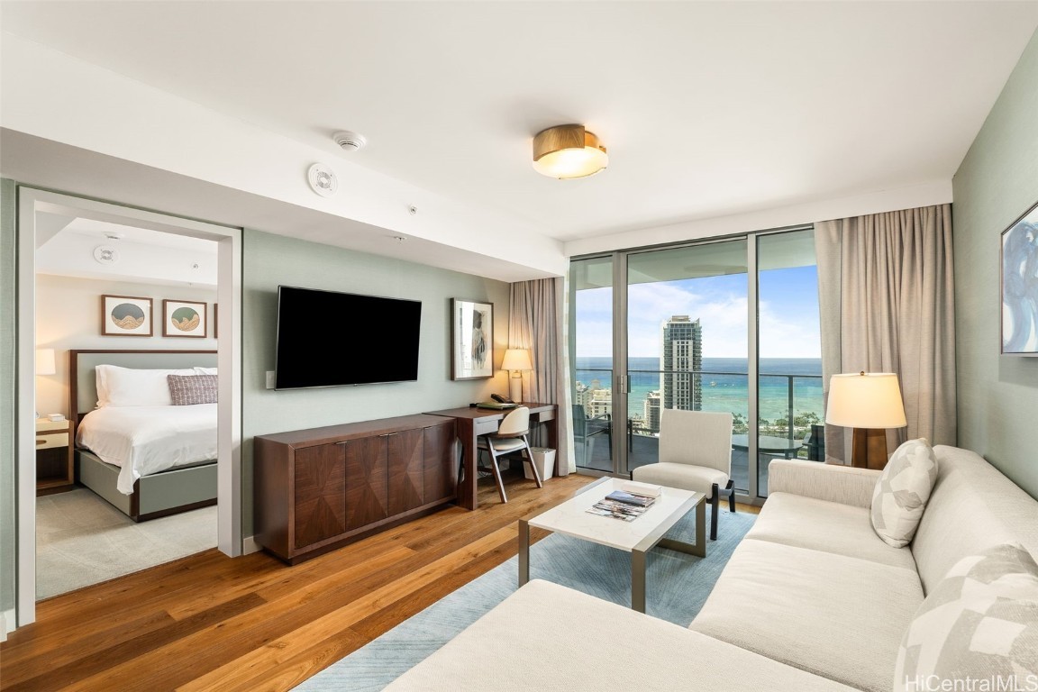 2139 Kuhio Avenue 3106