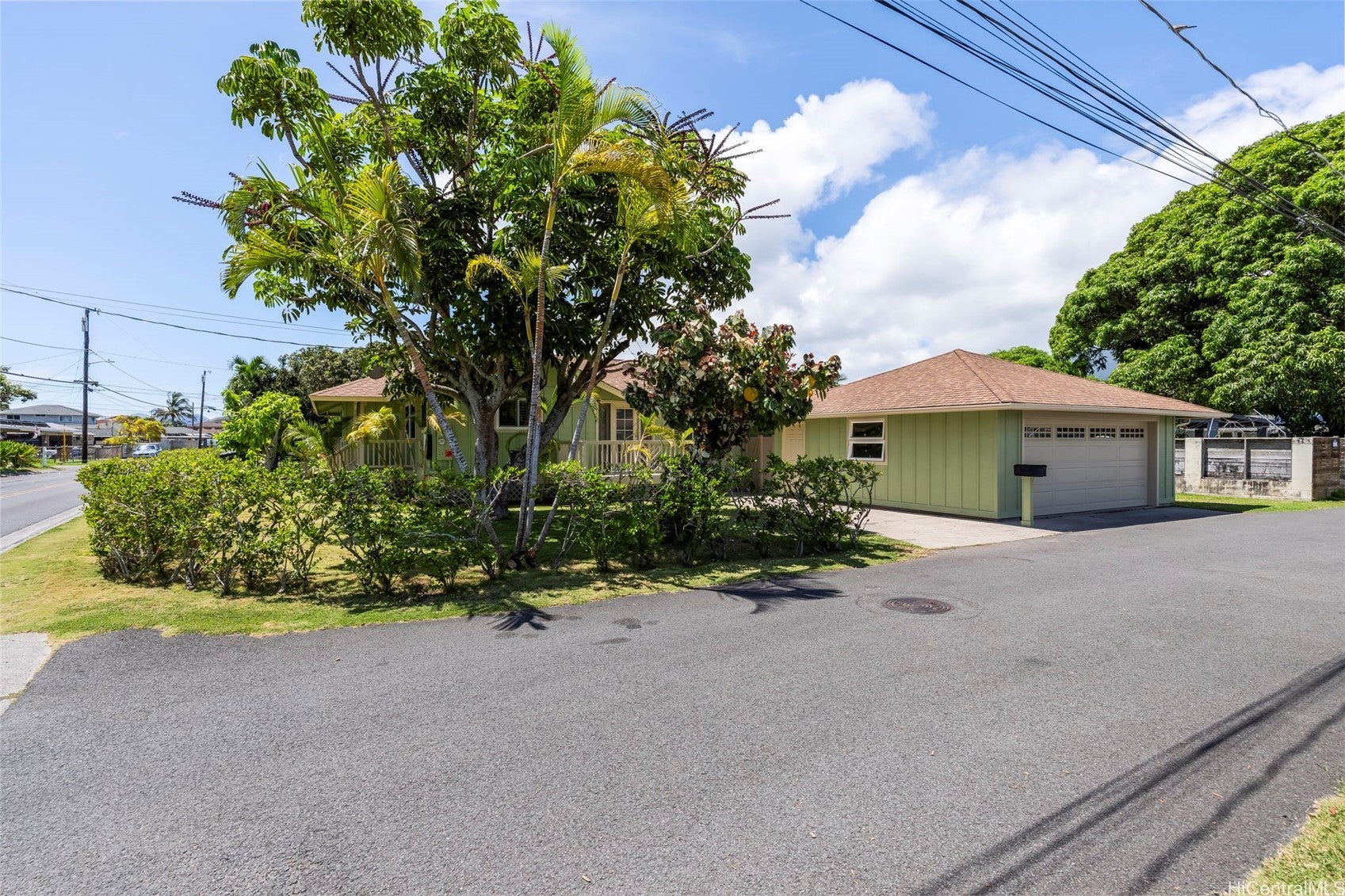 701 Kihapai Street