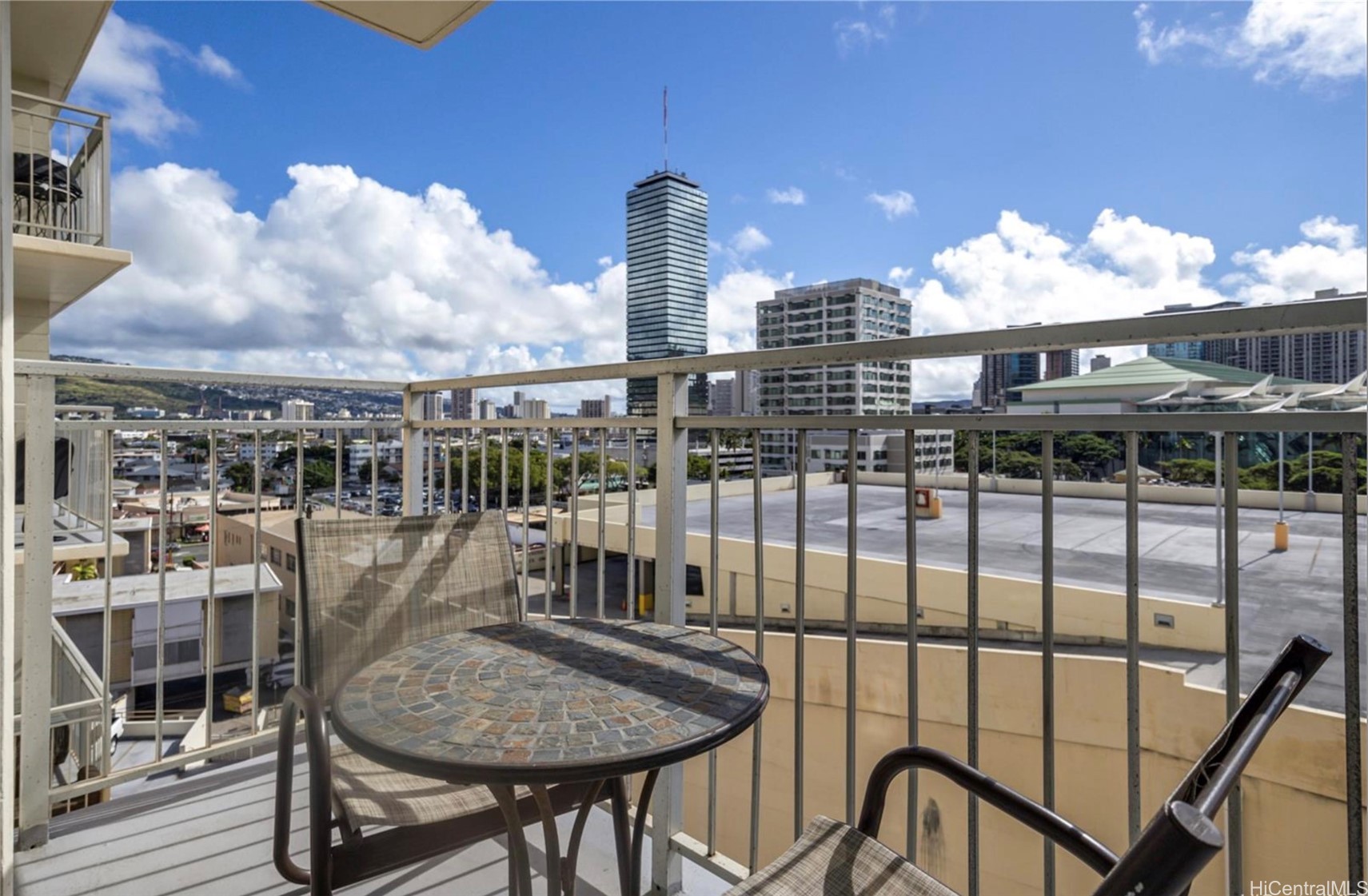 1655 Makaloa Street 812