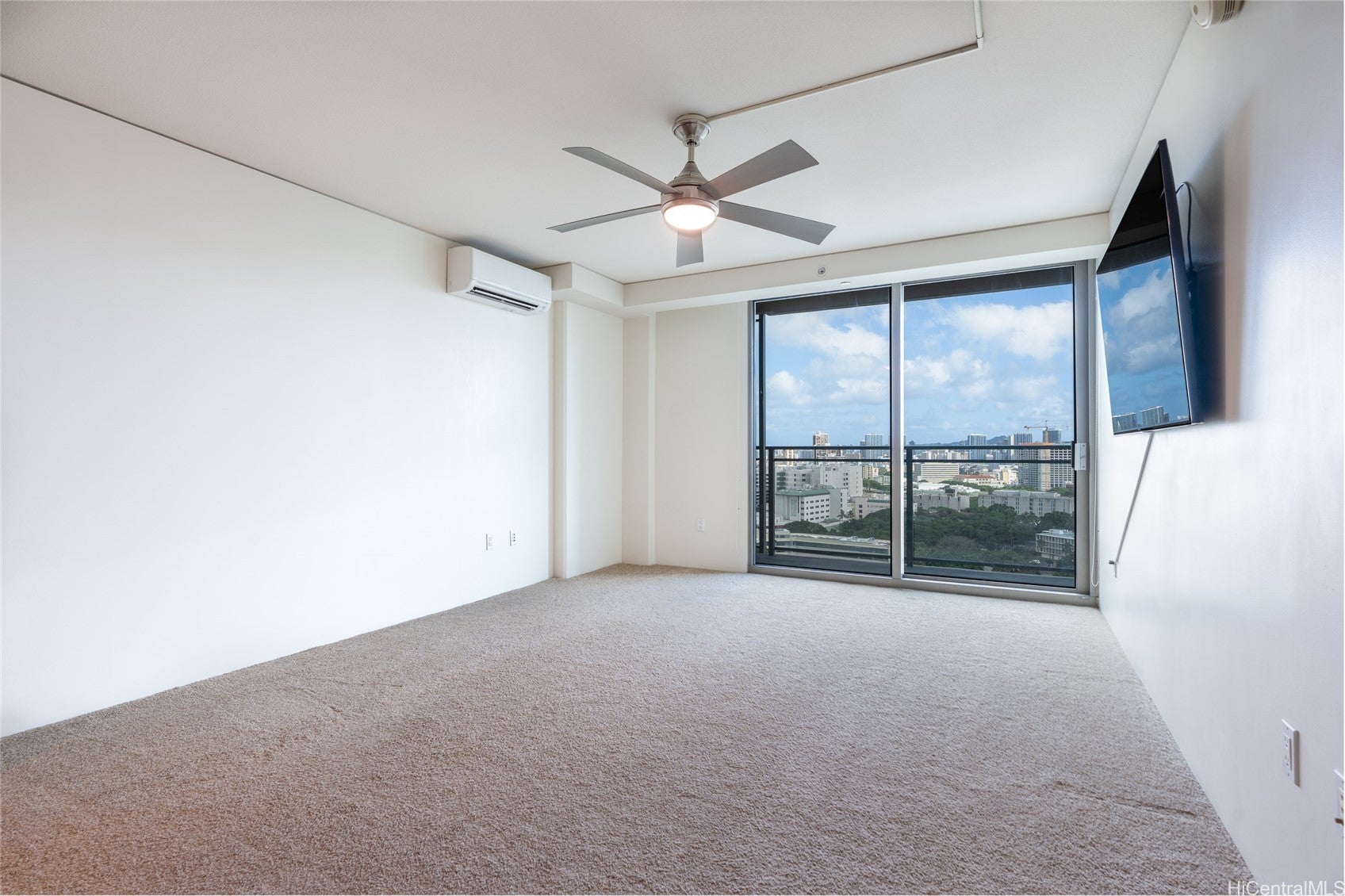 1200 Queen Emma Street 2208