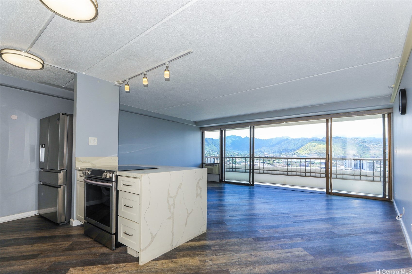 2333 Kapiolani Boulevard 2203