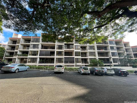Photo of 3138 Waialae Avenue #621, Honolulu, HI 96816 (MLS # 202616130)