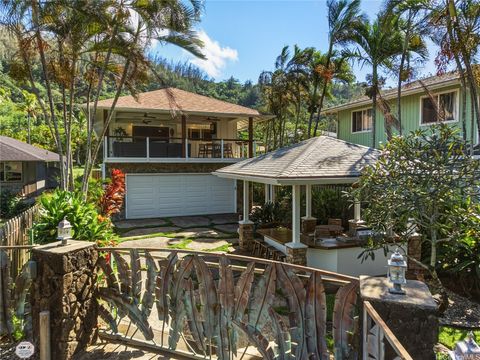 Photo of 59-502 Kamehameha Highway #B, Haleiwa, HI 96712 (MLS # 202525701)