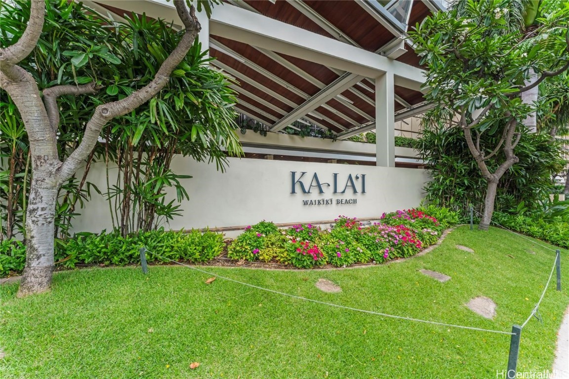 Trump Tower Waikiki Condominium