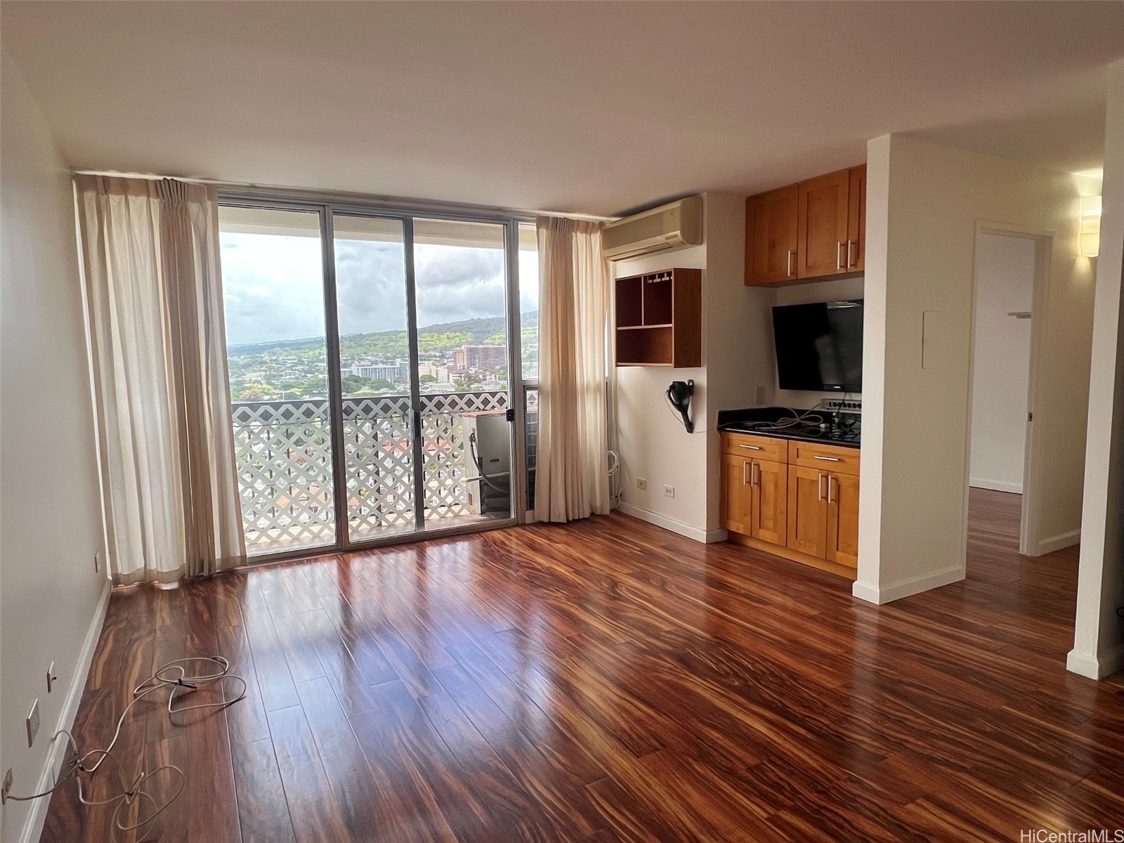1425 Liliha Street 14H