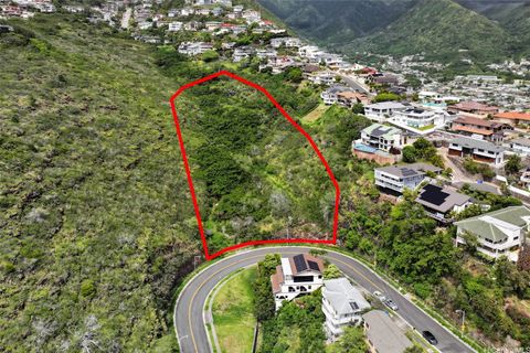 Photo of 5404 Poola Street, Honolulu, HI 96821 (MLS # 202523925)
