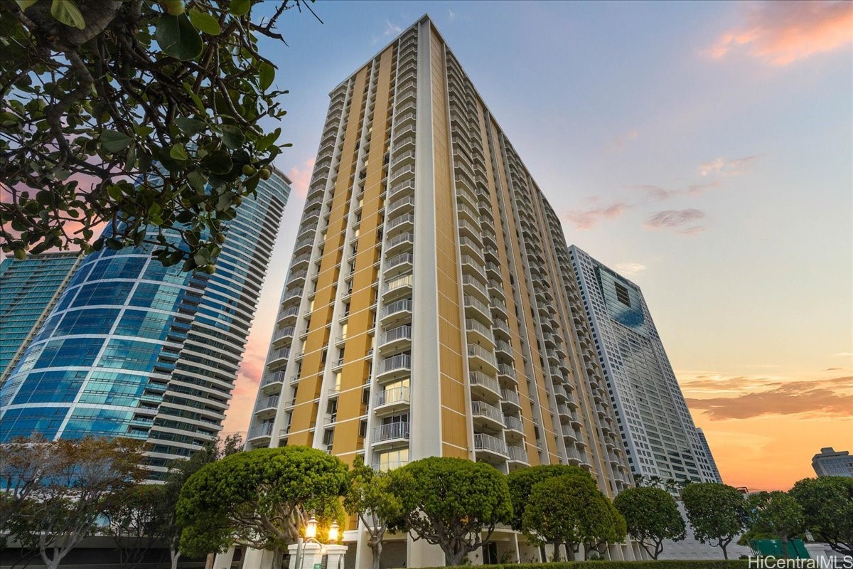 1350 Ala Moana Condominium