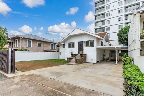 Photo of 1113 Villa Lane, Honolulu, HI 96826 (MLS # 202601351)