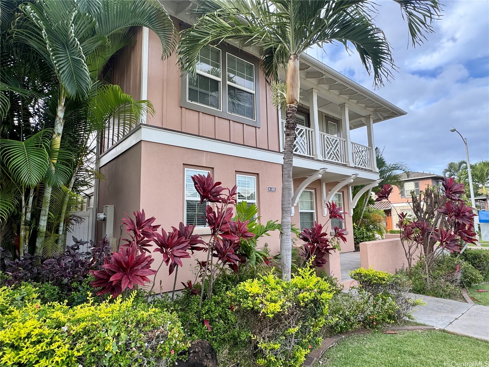 91-1023 Waikoihi Street
