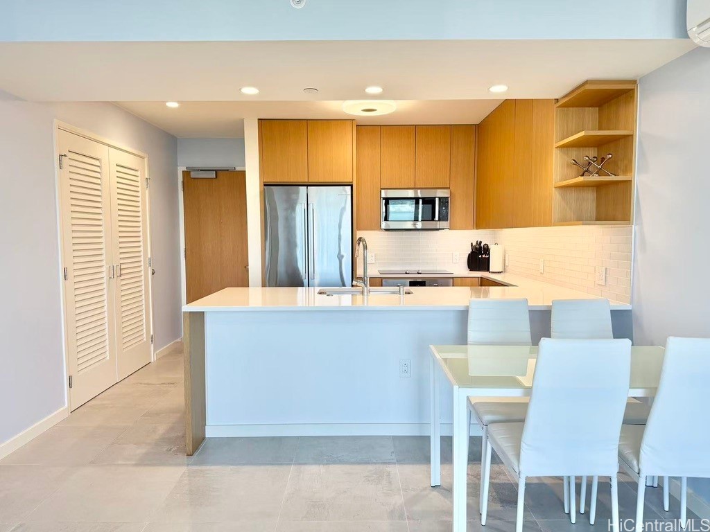 1388 Kapiolani Boulevard 2106