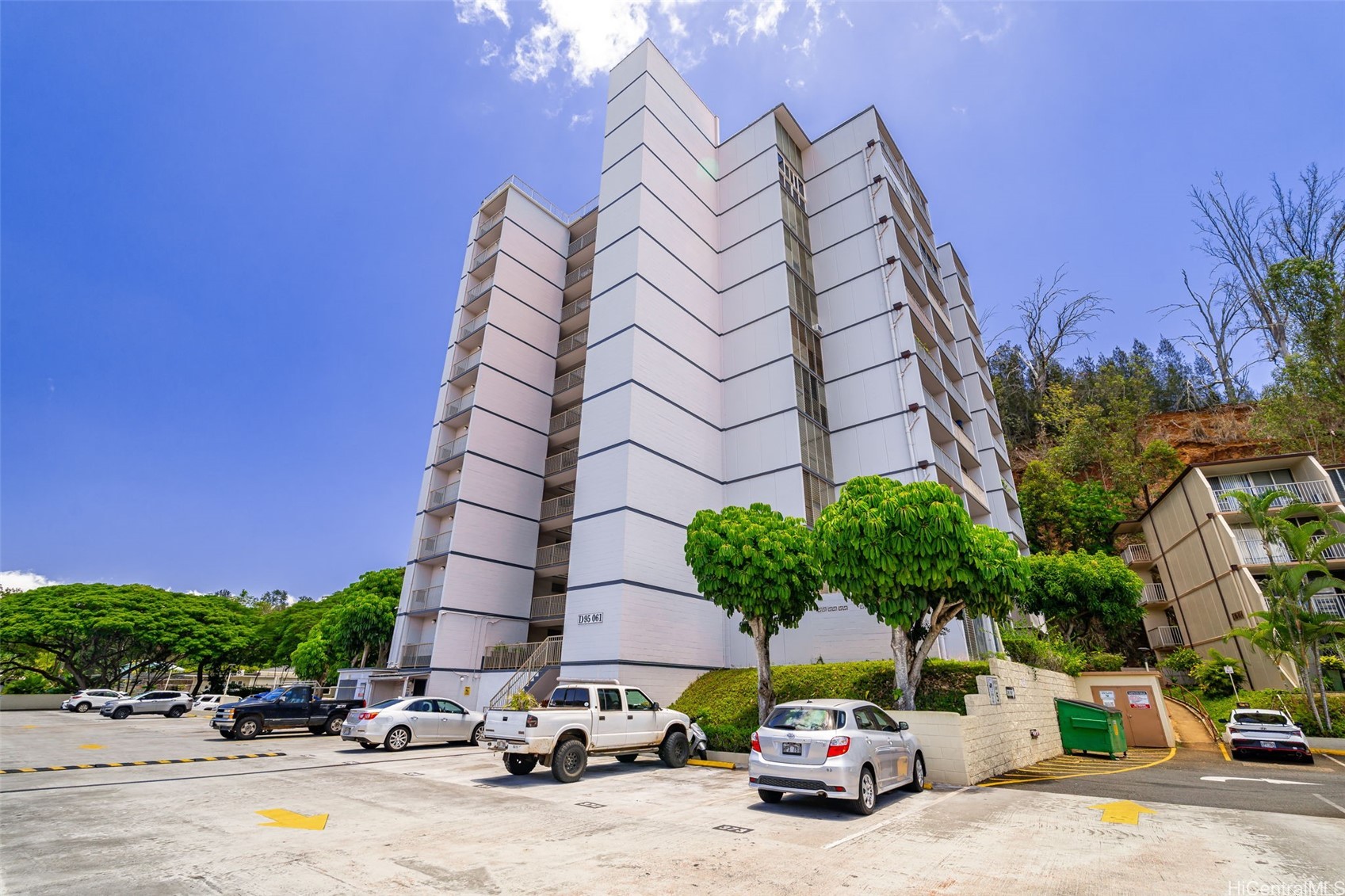 Cathedral Pt-melemanu Condominium