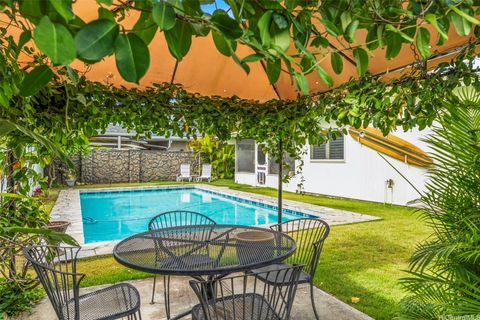 519 Wanaao Road Kailua HI 96734