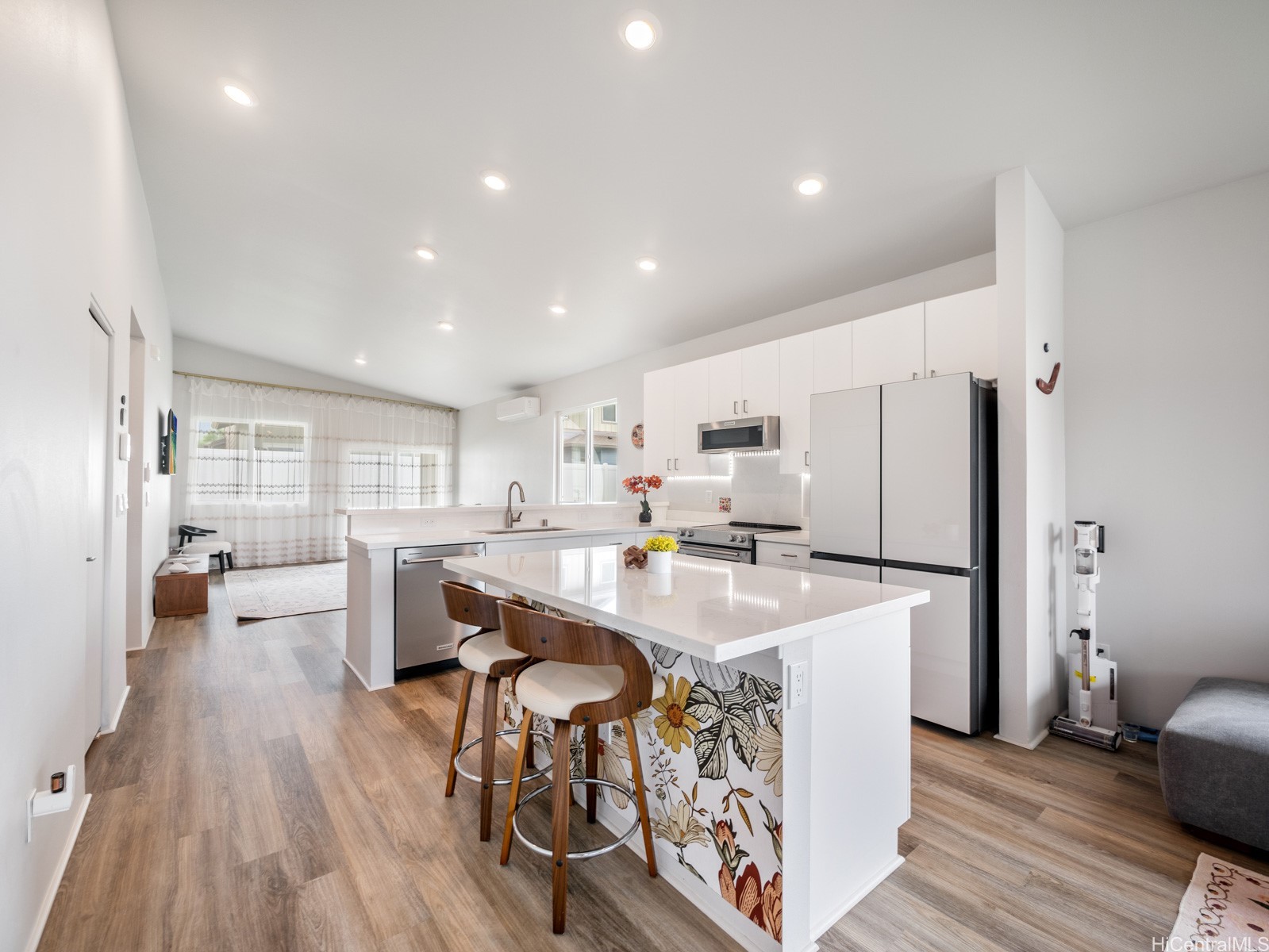 91-4092 Hikuha Street