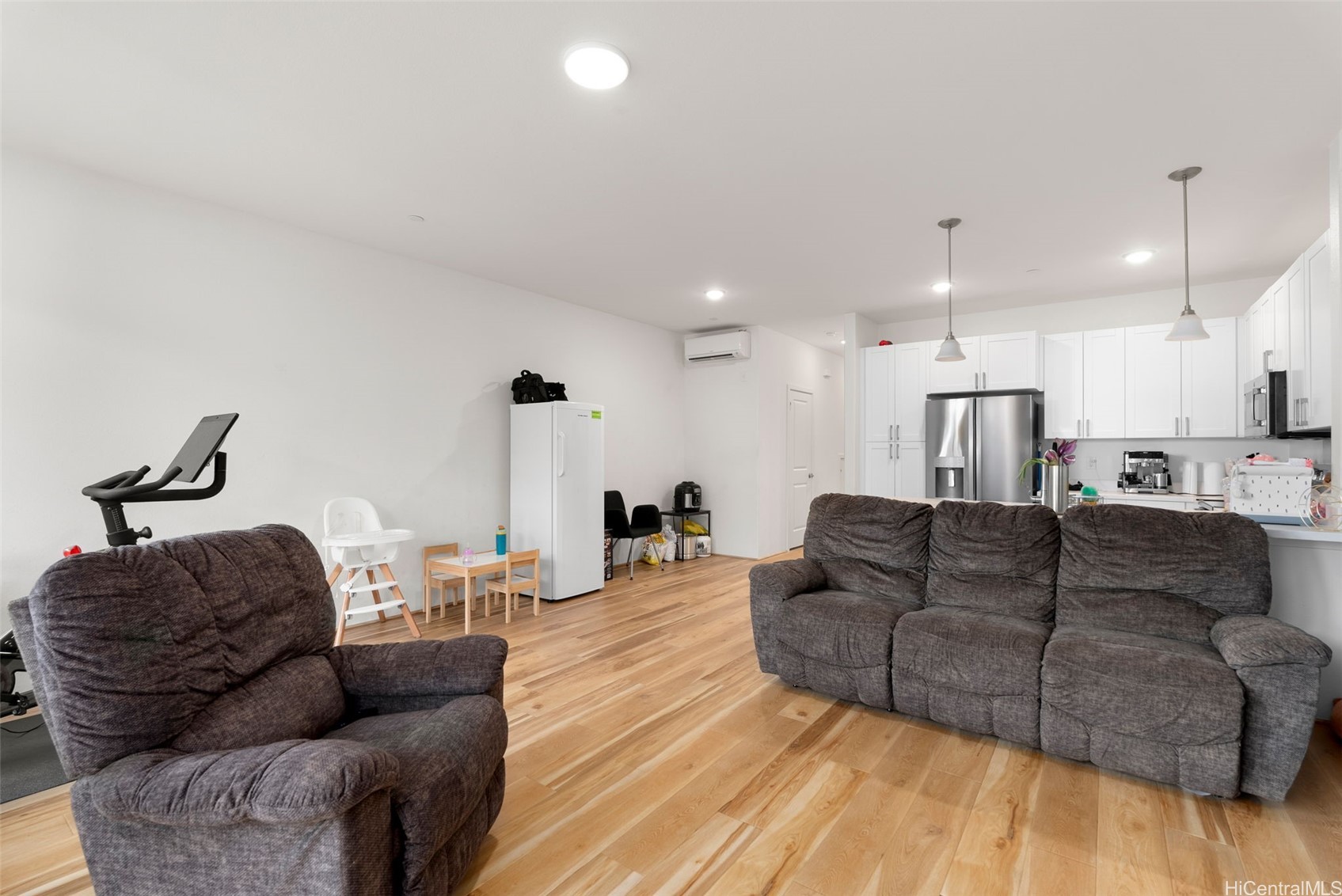 94-1188 Kalahikiola Drive 606