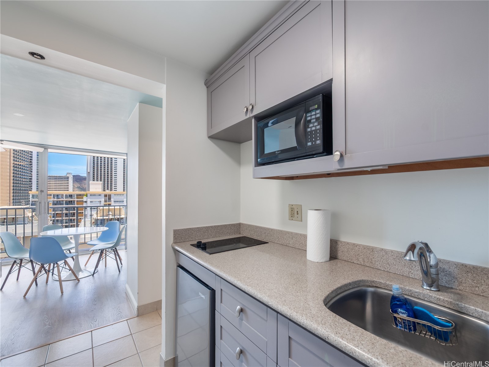 2427 Kuhio Avenue 1501