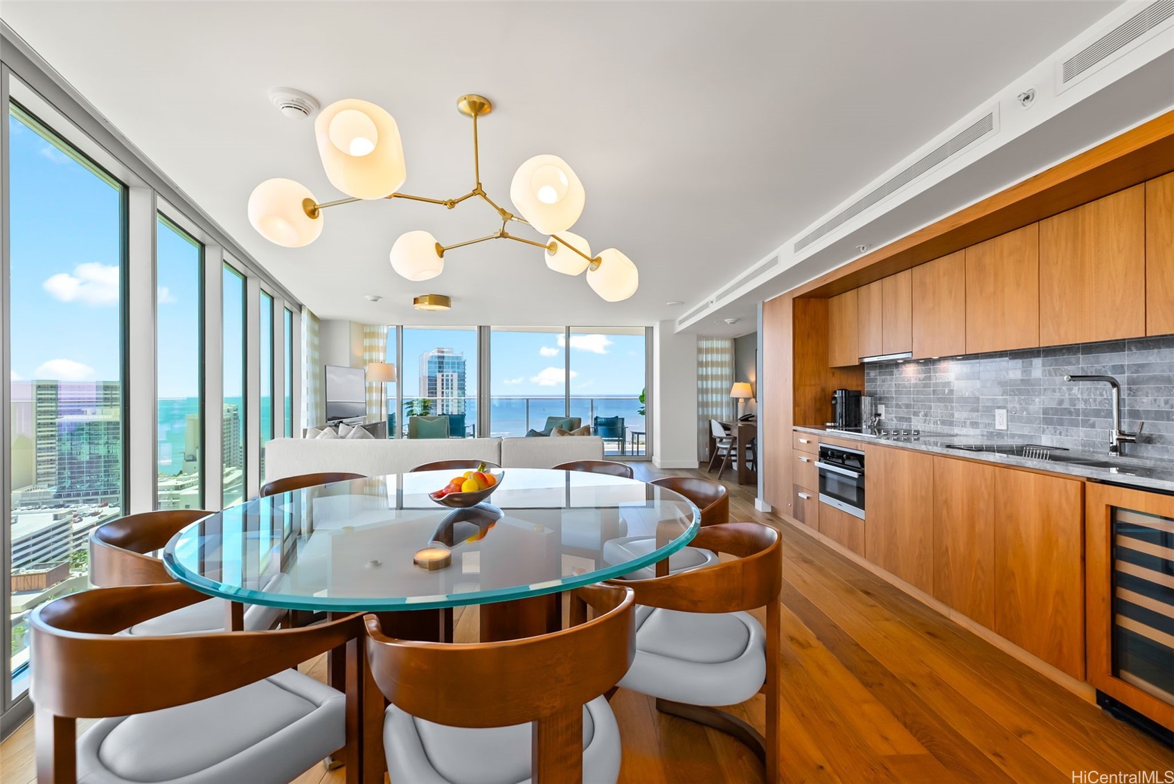 2139 Kuhio Avenue 3007