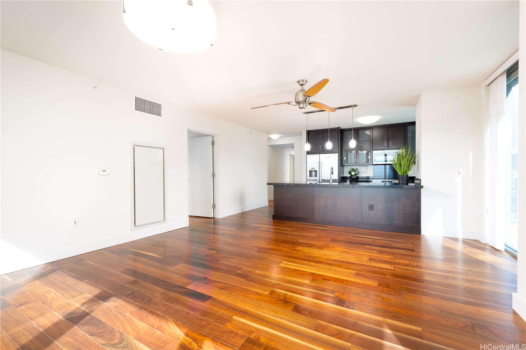 1189 Waimanu Street 2505