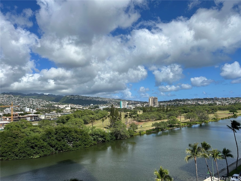 2211 Ala Wai Boulevard 903