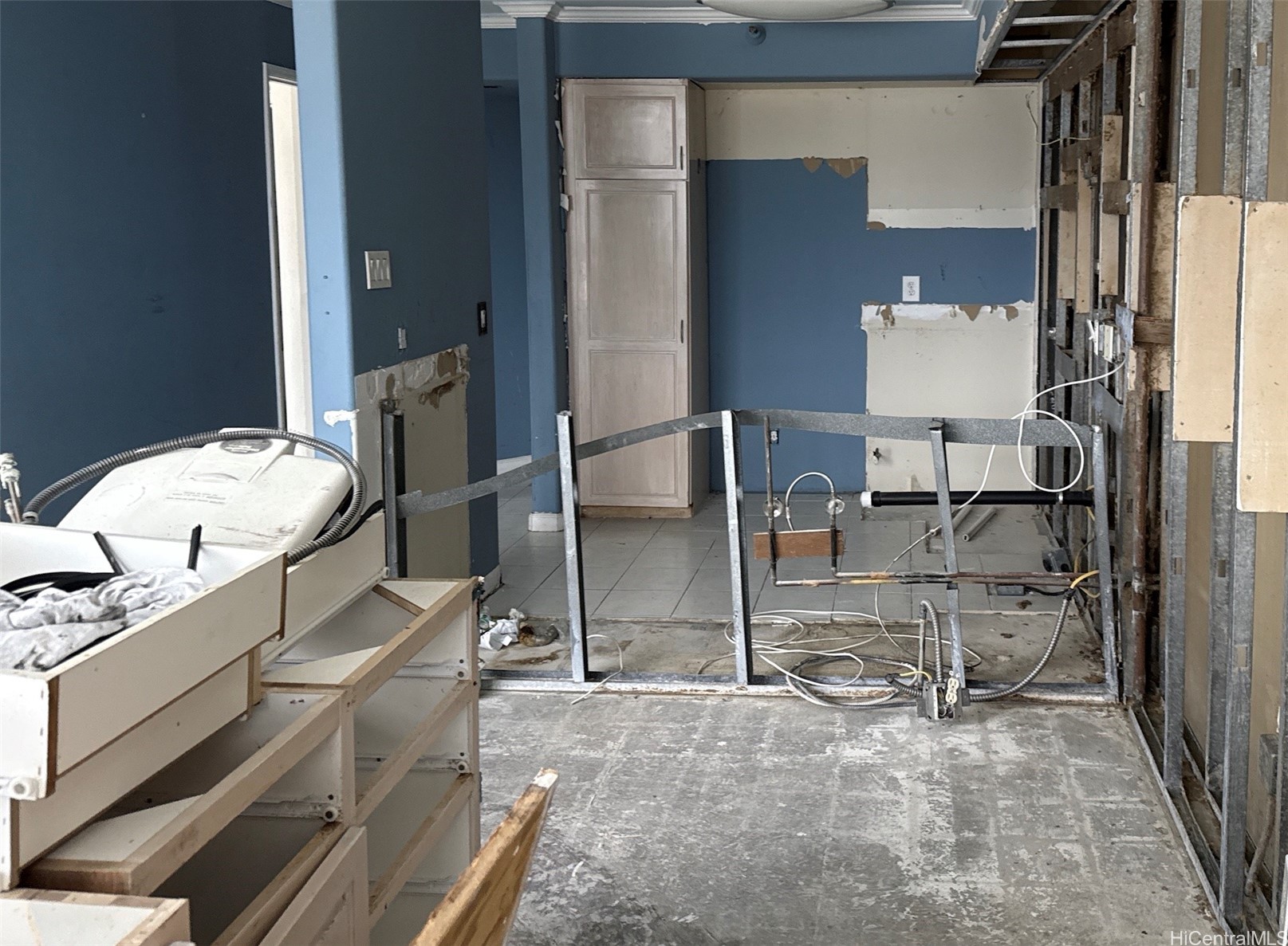 930 Kaheka Street 3004