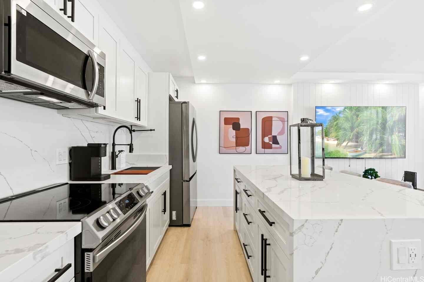 201 Ohua Avenue 1610