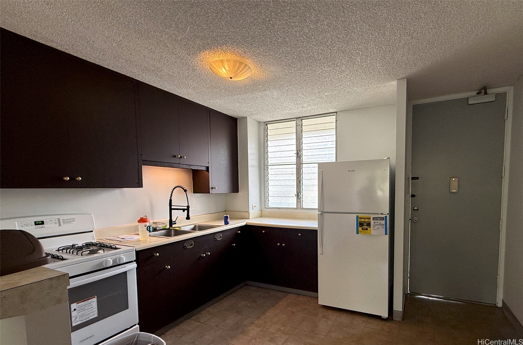 1722 Makiki Street 203