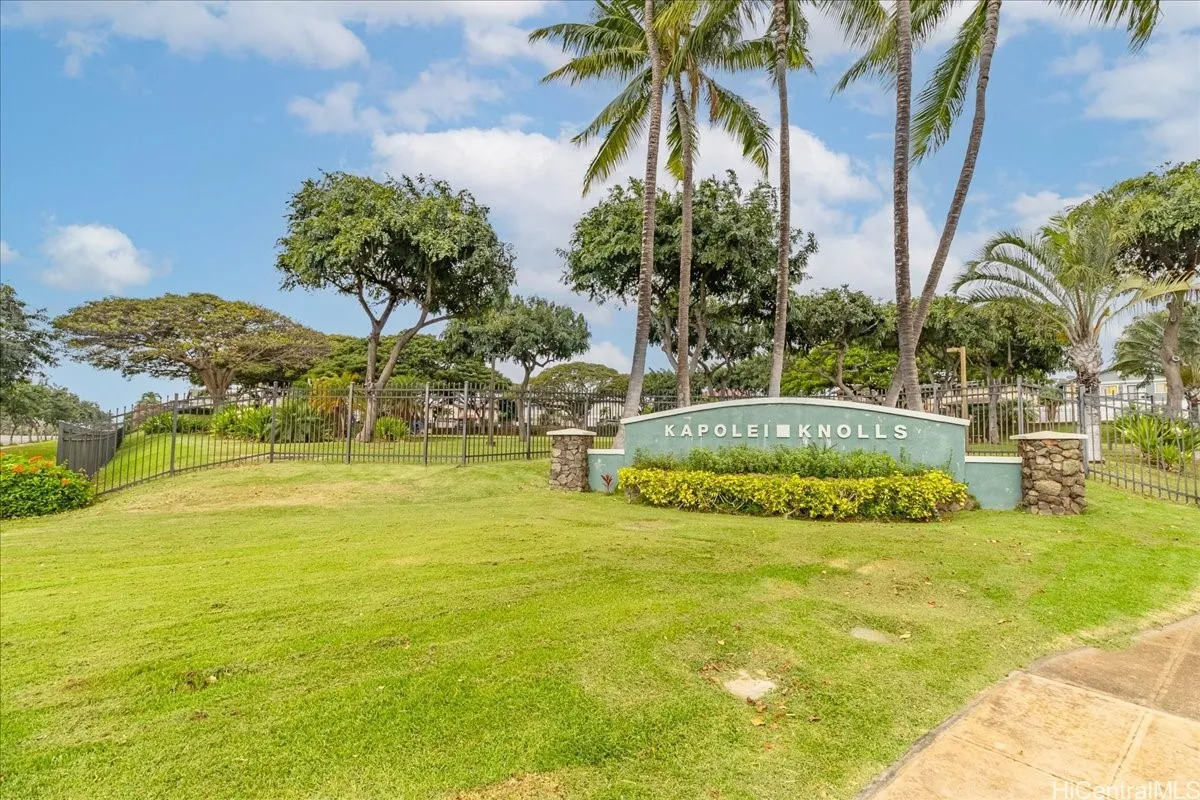 Kapolei, Hawaii 96707, United States, 5 Bedrooms Bedrooms, ,3 BathroomsBathrooms,Residential,Active,103636