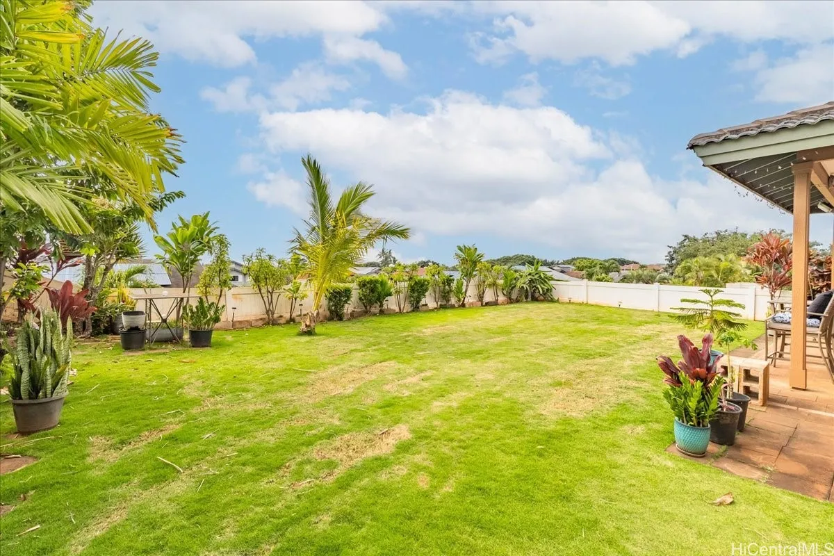 Kapolei, Hawaii 96707, United States, 5 Bedrooms Bedrooms, ,3 BathroomsBathrooms,Residential,Active,103636