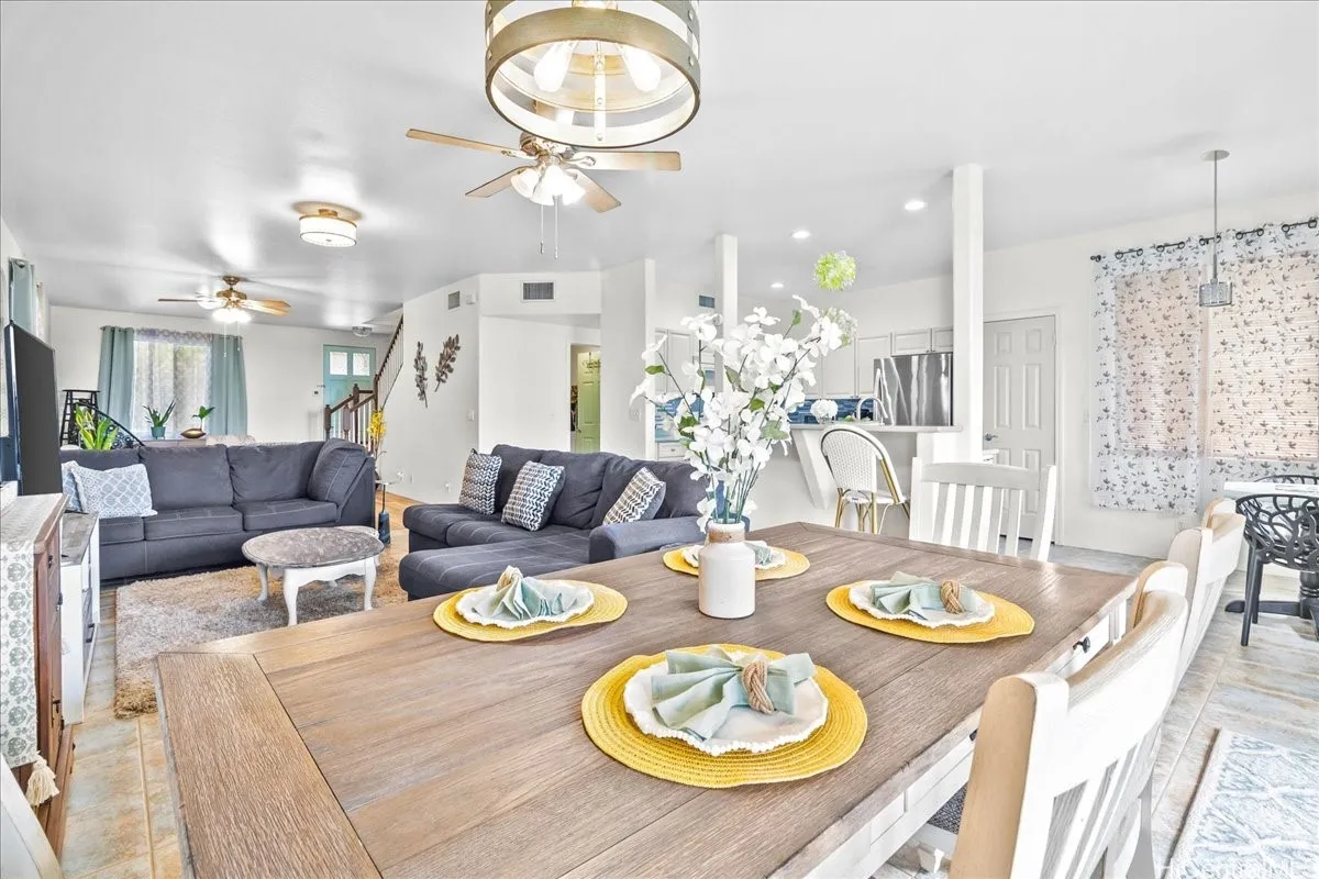 Kapolei, Hawaii 96707, United States, 5 Bedrooms Bedrooms, ,3 BathroomsBathrooms,Residential,Active,103636