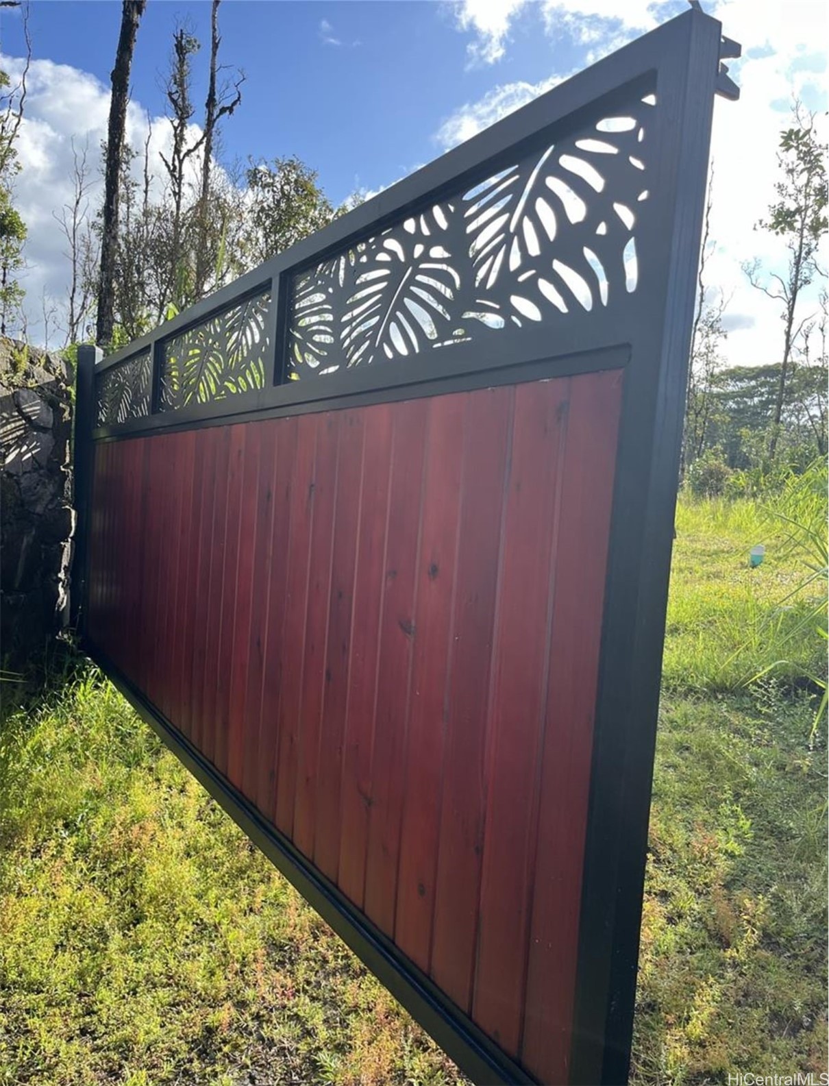 16-2142 Orchid Drive