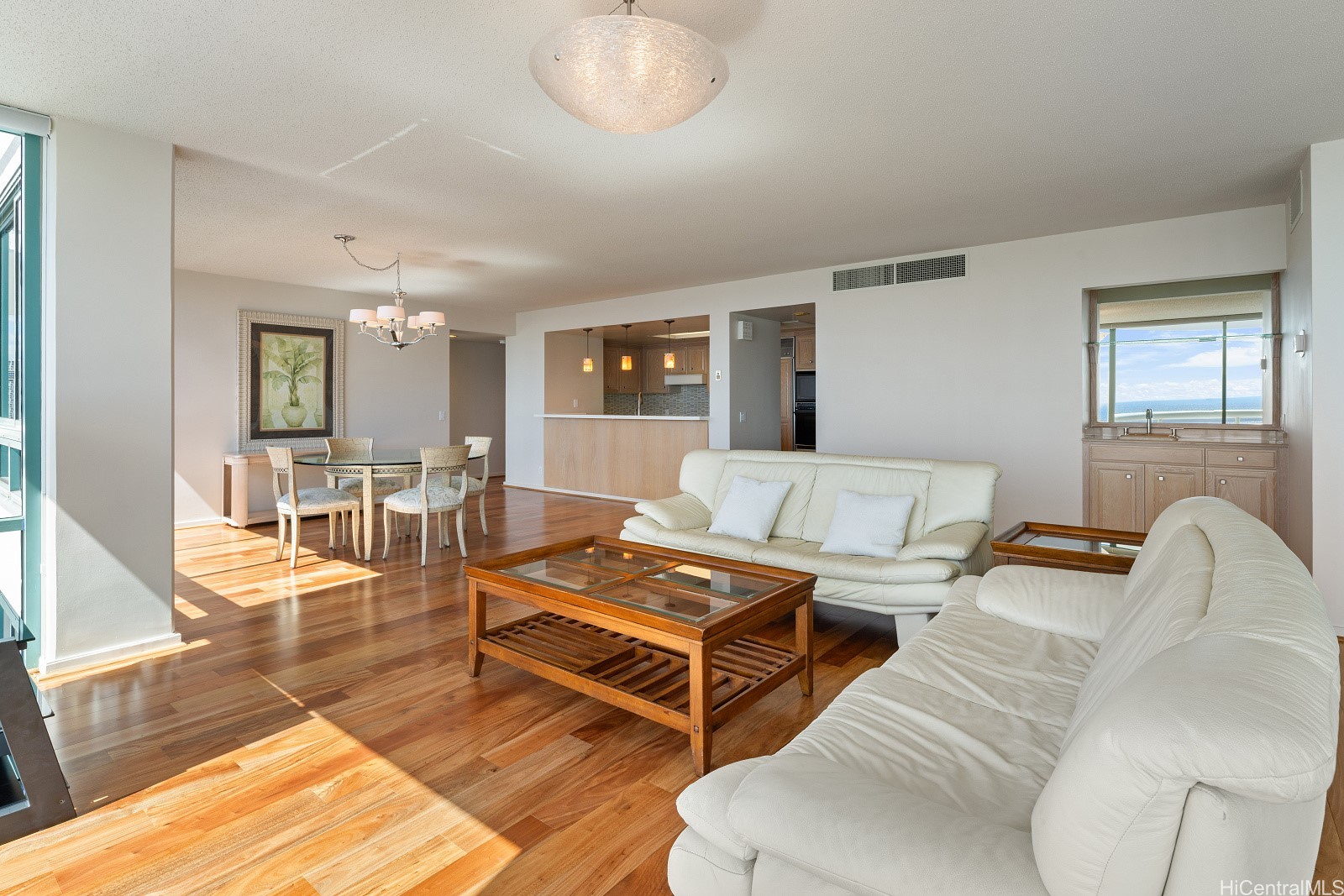 1341 Kapiolani Boulevard 27A